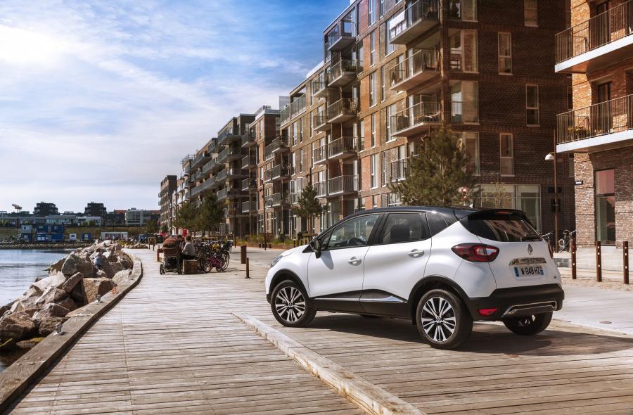  Renault Captur Initiale Paris 2017 года  (WW) (фото 32 из 44)